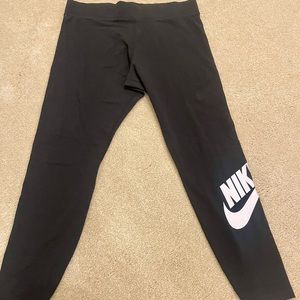 Women’s Nike Leggings Size XL New